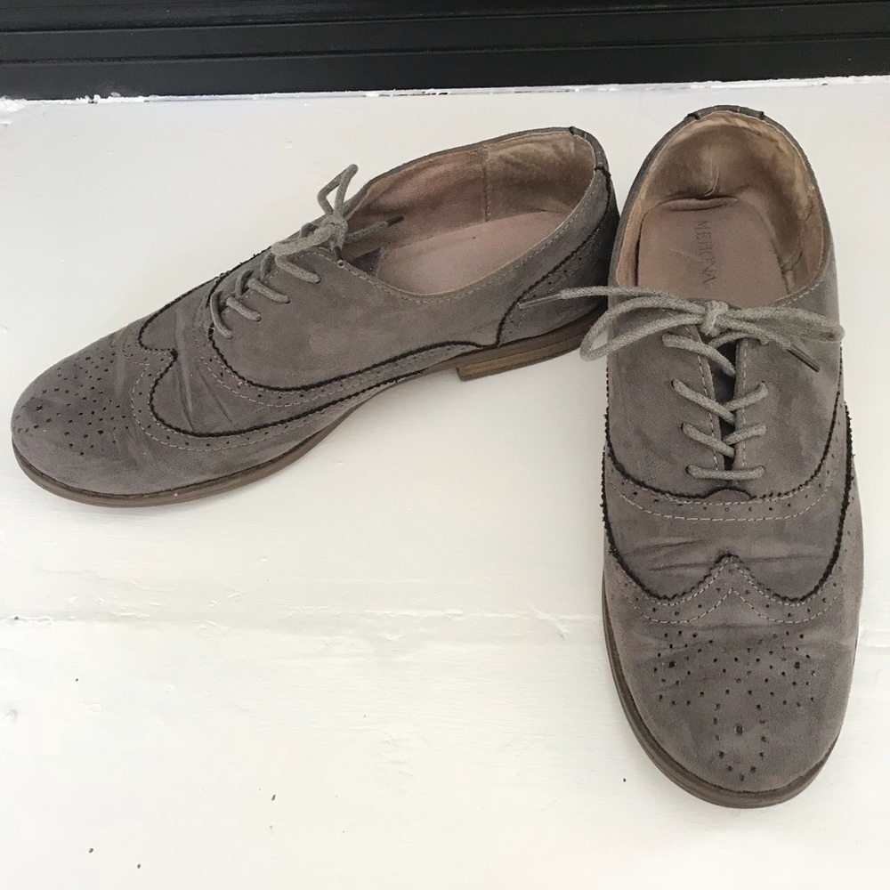 Gray flat designer Shoes